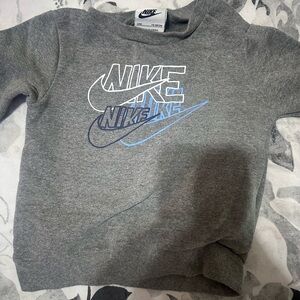 Nike pullover